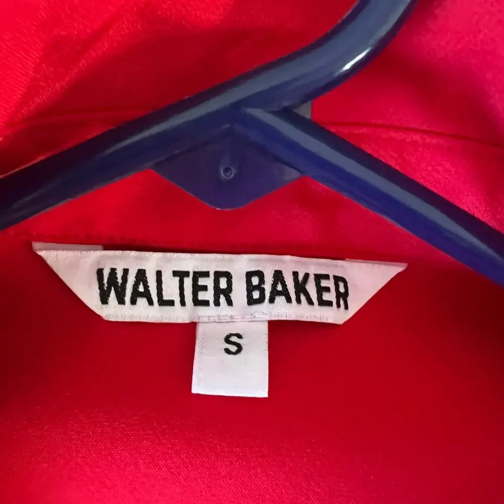 New without tags Walter Baker Freya Red Trench Coat Jacket Size Small - Picture 4 of 16